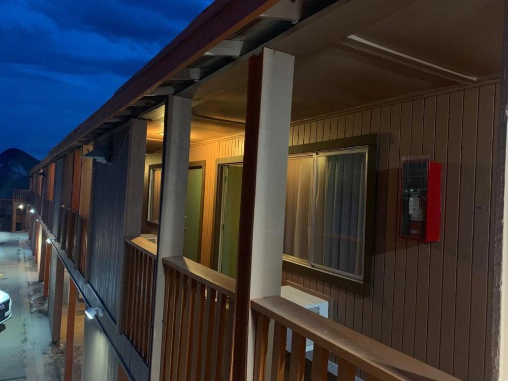 National 9 Inn Tonopah Exterior foto